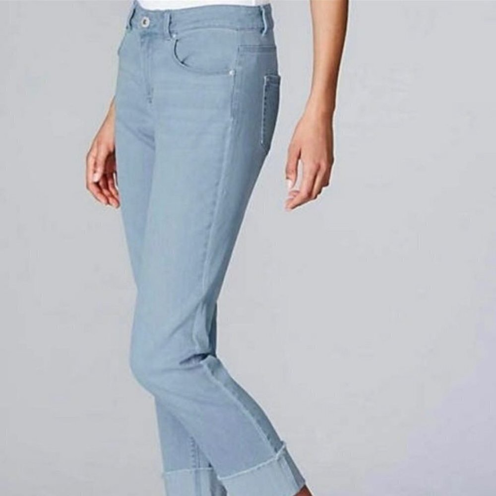 J. Jill Denim Light Wash Authentic Fit Cropped Jeans SZ 6 Cotton Tencel Lyocell